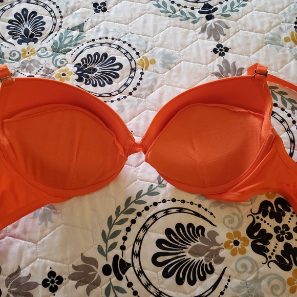 Fredericks of Hollywood 36d push up Bra - Picture 2 of 5